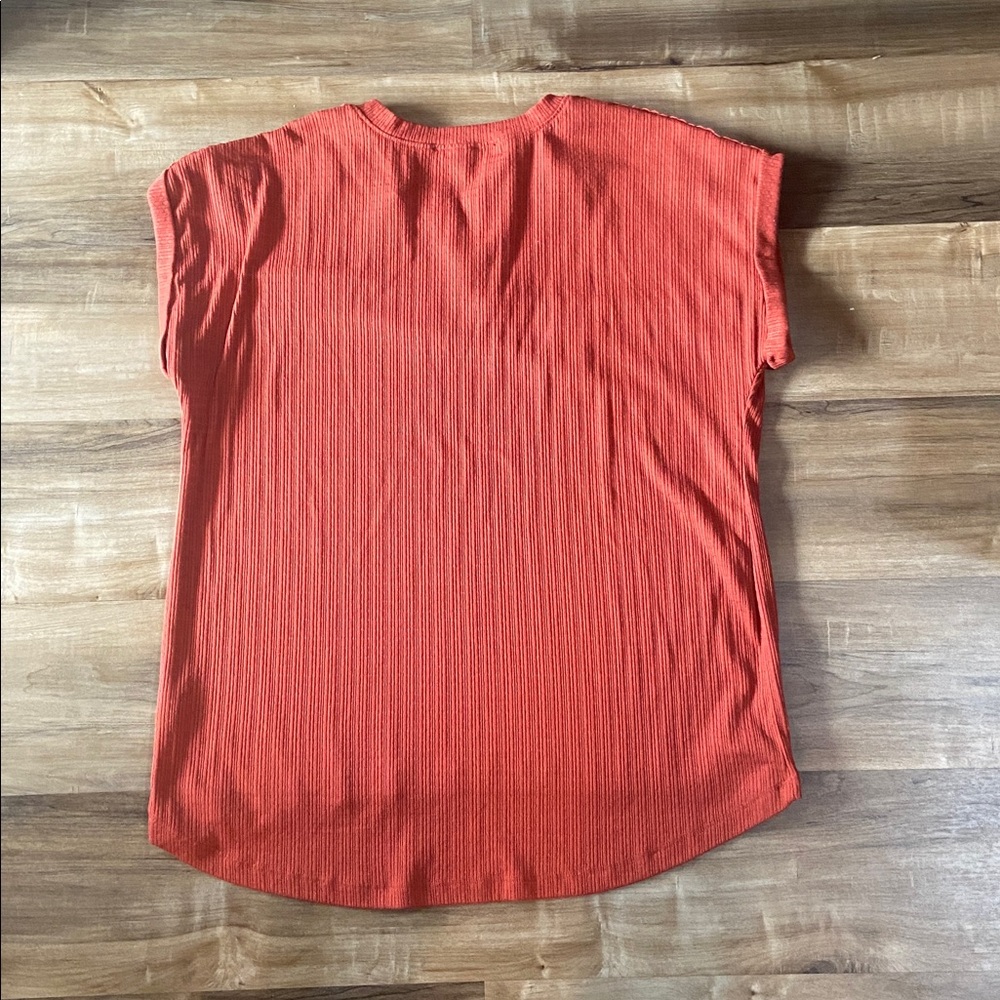 Fred David Coral Lace Accent Blouse - Picture 4 of 6